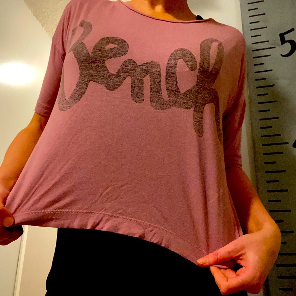 Women’s size small bench crop top
